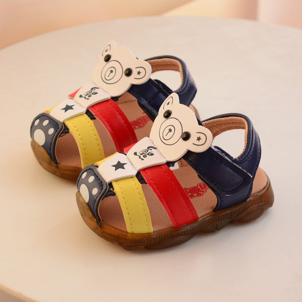 Детски кожени сандали с равна подметка и  лепенки