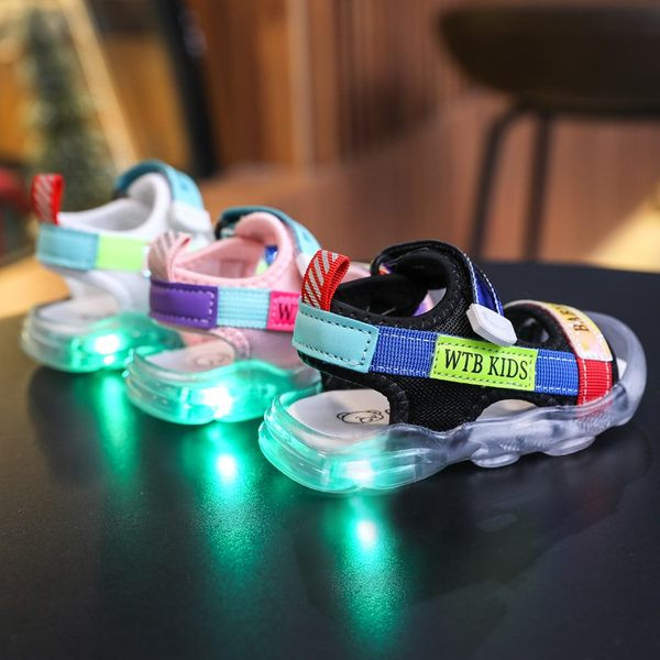 Летни детски сандали със светещи подметки за момчета