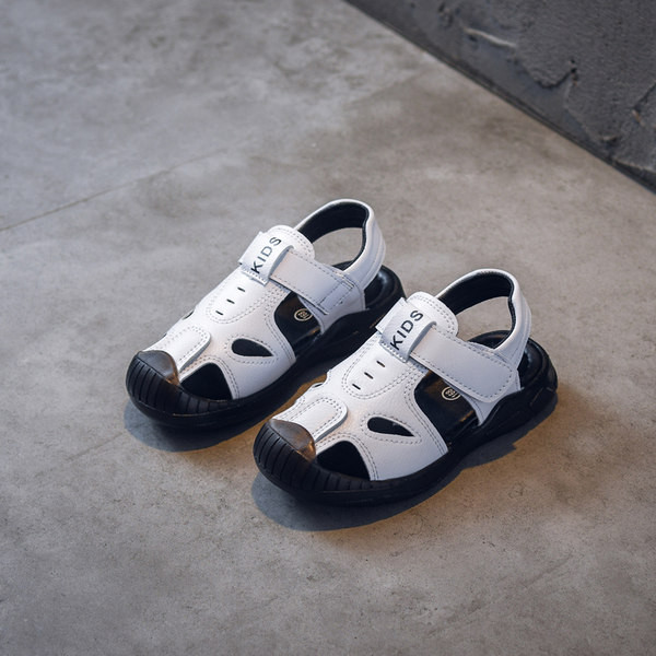 Детски ежедневни сандали за момчета в няколко цвята