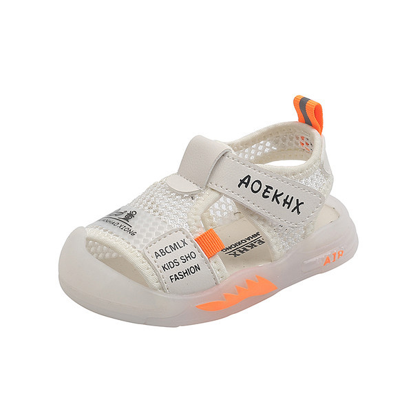 Детски сандали с мрежа и лепенки 