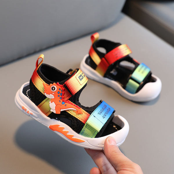 Suvised vabaaja kleebistega laste sandaalid poistele