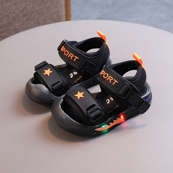 Нов модел детски сандали с мека светеща подметка за момчета или момичета