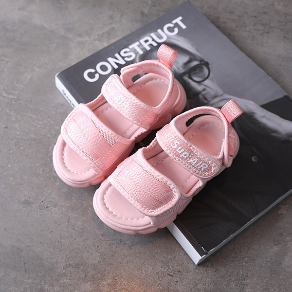 Детски ежедневни сандали с надписи в три цвята