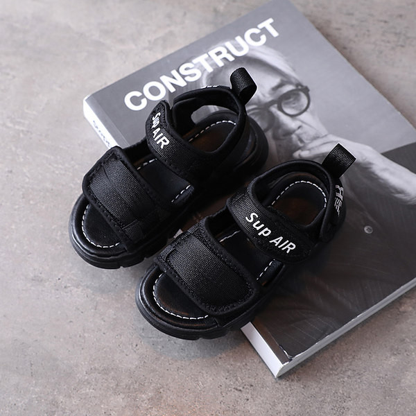 Детски ежедневни сандали с надписи в три цвята