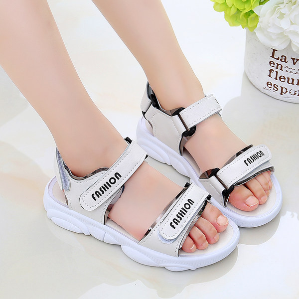 Modern gyerekszandál tépőzáras foltokkal - eko bőrből