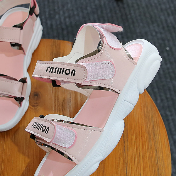 Modern gyerekszandál tépőzáras foltokkal - eko bőrből