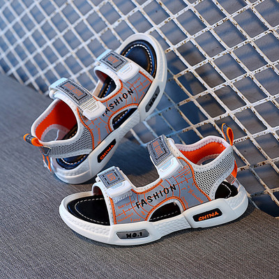 Παιδικά σανδάλια για αγόρια με velcro