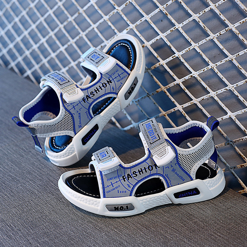 Tépőzáras gyerekszandál fiúknak