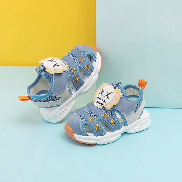 Gyerek szandál hálóval és matricákkal lányoknak és fiúknak