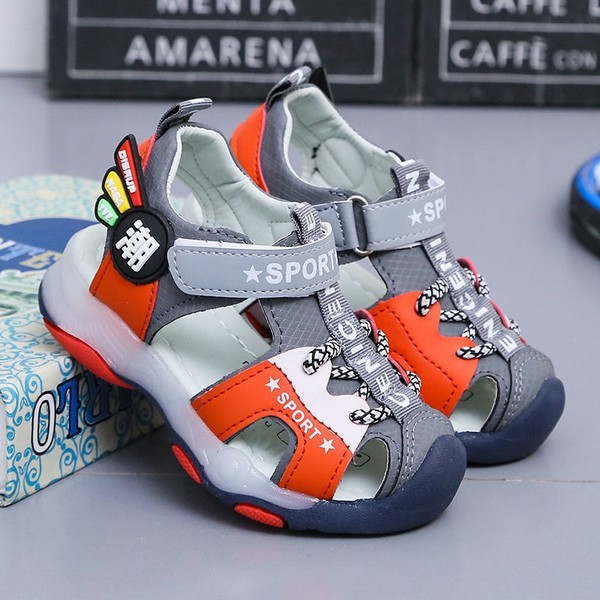 Színes gyerekszandál 3D elemmel - világító