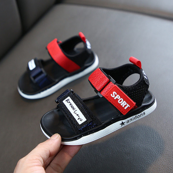 Ежедневни детски сандали с равна подметка  и лепенки 