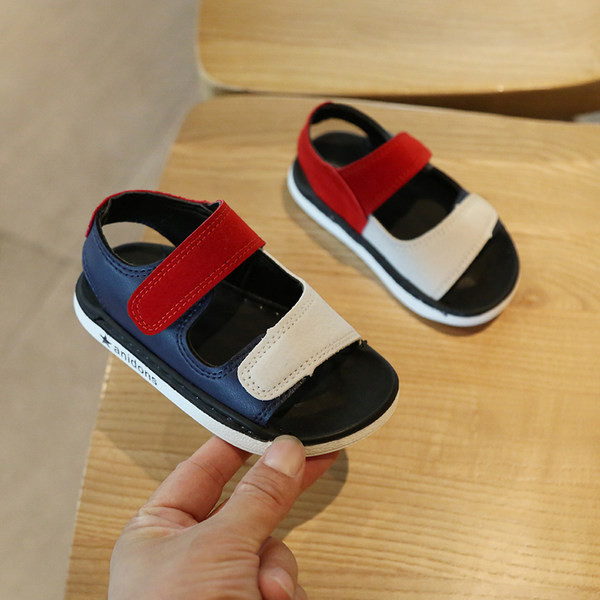 Детски сандали  с лепенки в два цвята подходящи за момчета