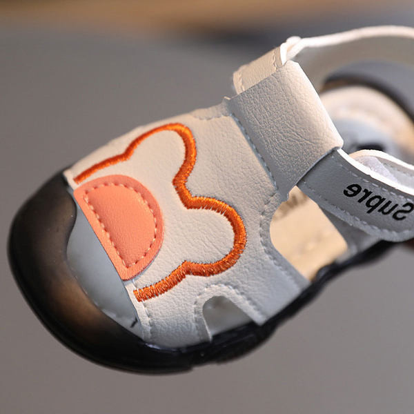 Ежедневни детски сандали от еко кожа с бродерия за момчета