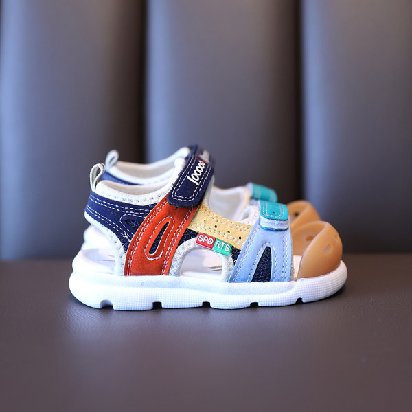 Детски сандали подходящи за момчета и момичета 