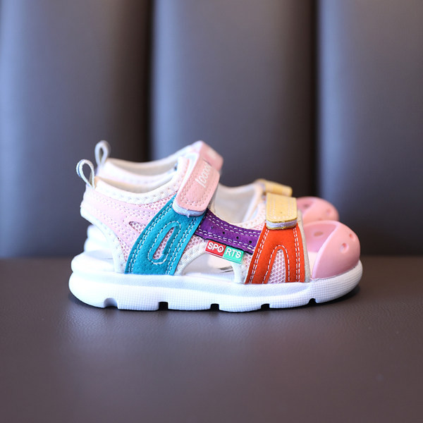 Детски сандали подходящи за момчета и момичета 