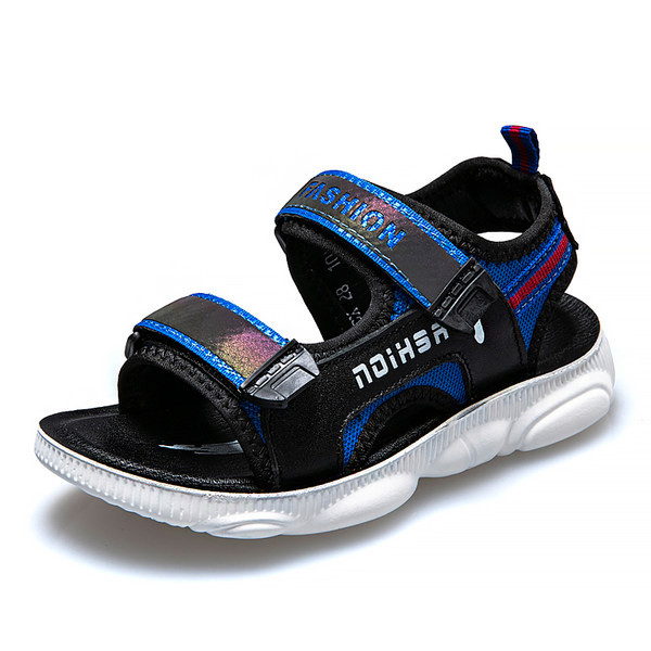 Uue mudeli takjapaeladega suvised sandaalid poistele