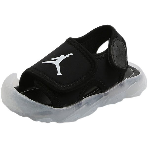 Mitmes värvitoonis vabaaja takjakinnitusega laste sandaalid