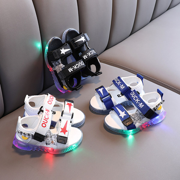 Светещи детски сандали с лепенки и равна подметка