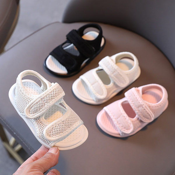 Детски сандали в три цвята с лепенки - за момичета и момчета