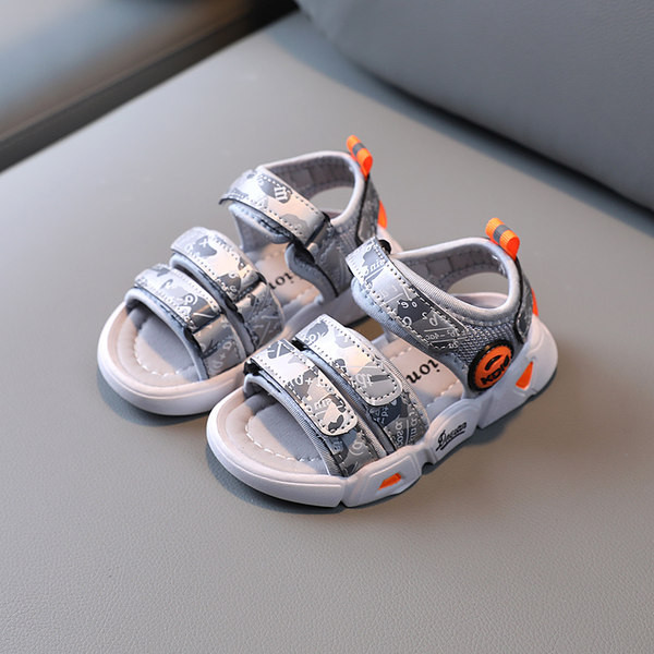 Matricás gyerekszandál fiúknak