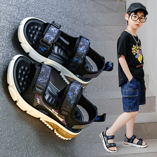 Durva talpú szandál fiúknak