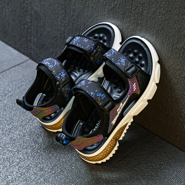 Durva talpú szandál fiúknak