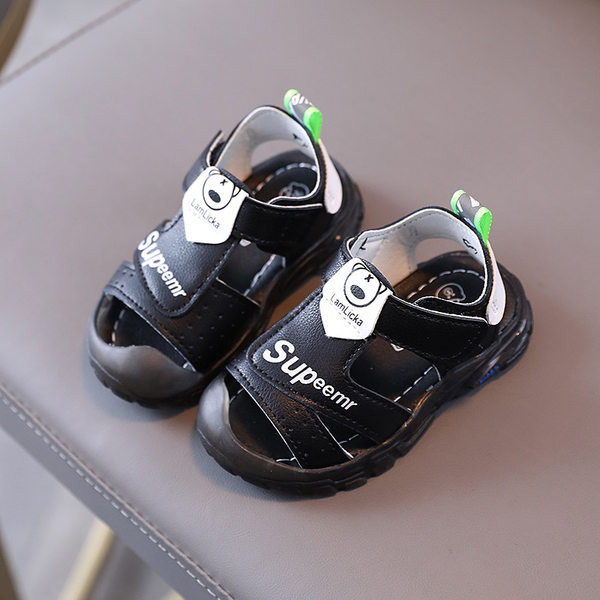 Gyermek bőr szandál és felirat három színben