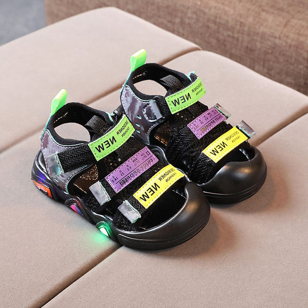 Alkalmi gyerekszandál tépőzárral fiúknak és lányoknak