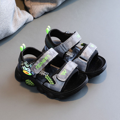 Jauns bērnu sandaļu modelis ar velcro ielāpiem zēniem