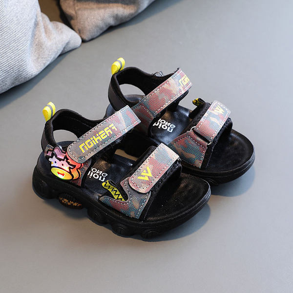Új modell gyerekszandál fiúknak tépőzáras foltokkal