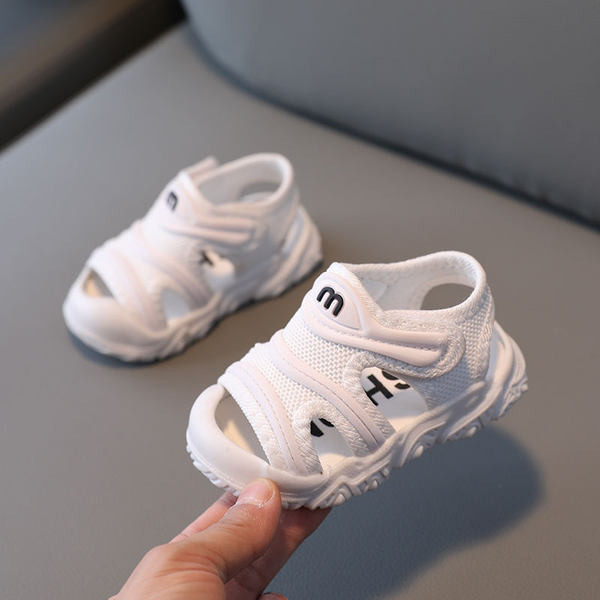 Alkalmi szandál tépőzárral több színben