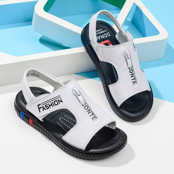 Gyermek műbőr szandál fiúknak felirattal