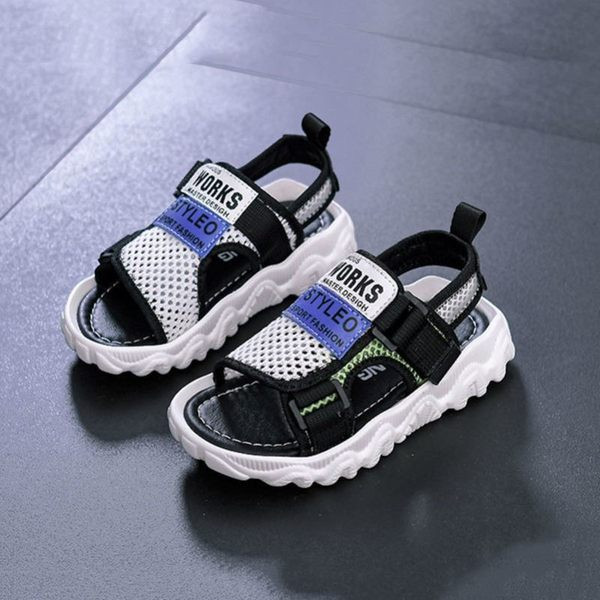 Gyerek necces szandál fiúknak felirattal