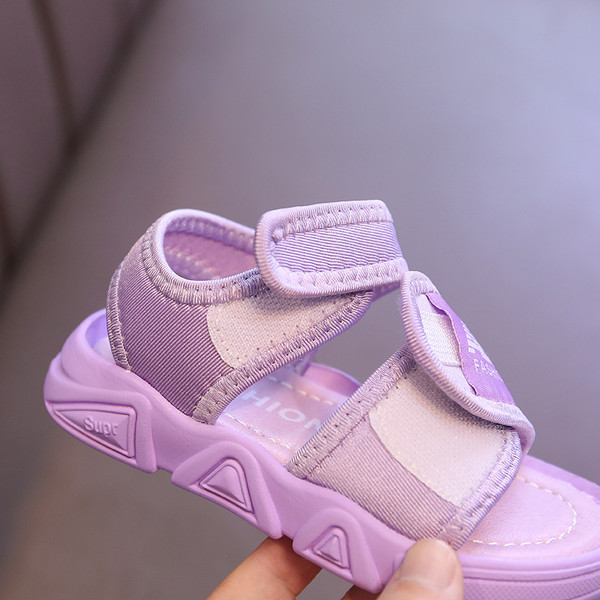 Tépőzáras gyerekszandál fiúknak és lányoknak