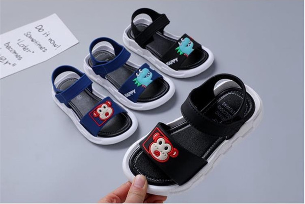 Lapos talpú, állati rátéttel ellátott gyerekszandál