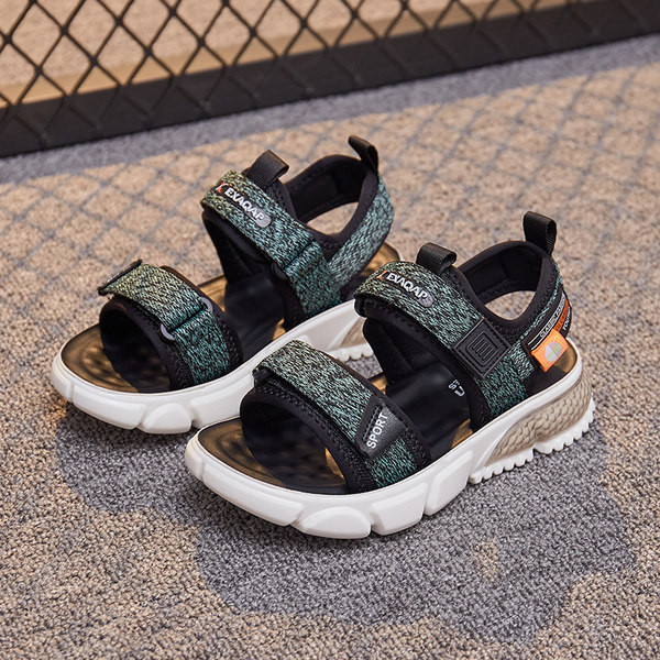 Új fiú szandál modell textil pánttal