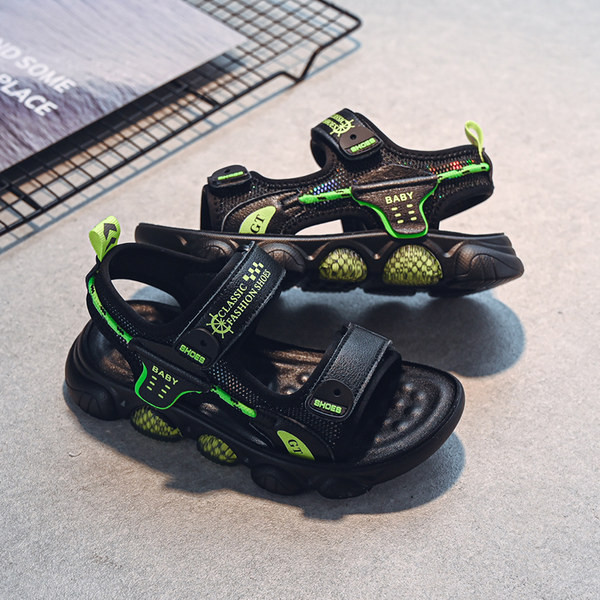 Eko bőrből készült alkalmi gyerekszandál durva talppal