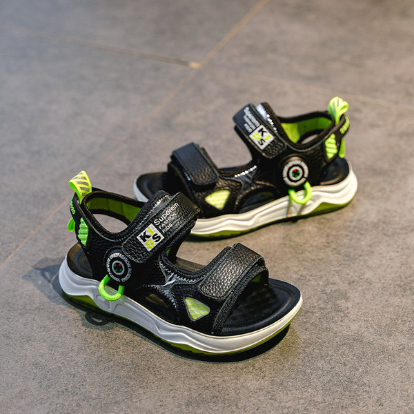 Eko bőrből és tépőzáras alkalmi gyerekszandál