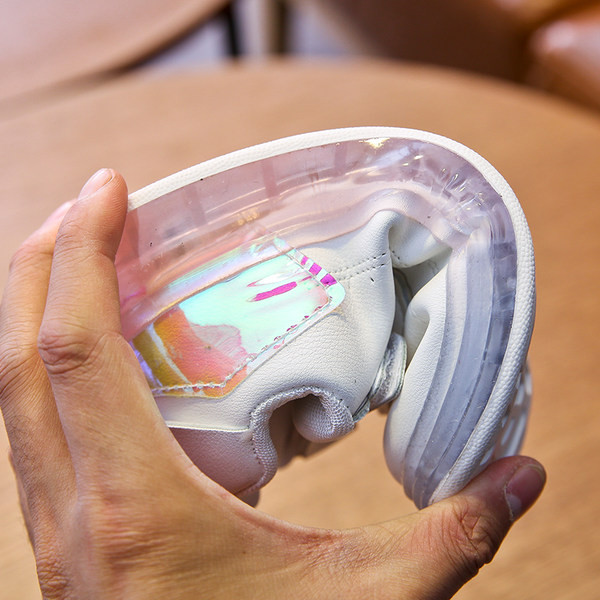 Világító talpú gyerekcipő lányoknak