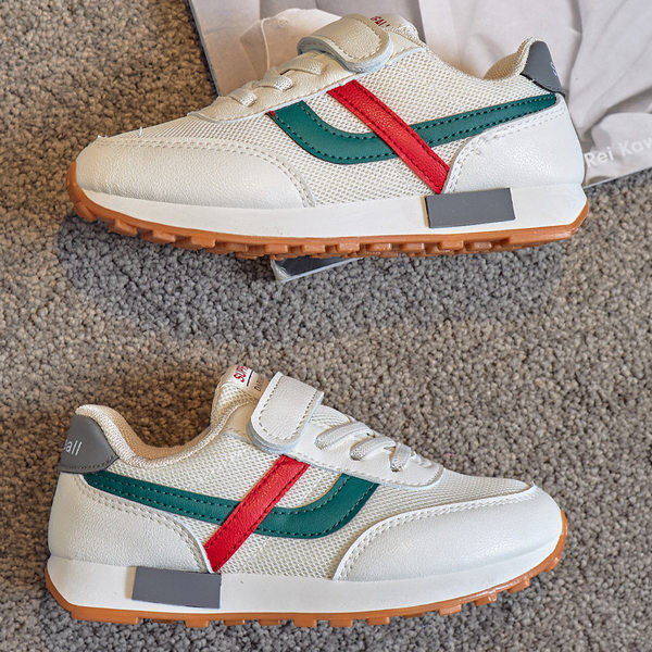 Gyermek tornacipő matricákkal és nyakkendőkkel három színben lányoknak