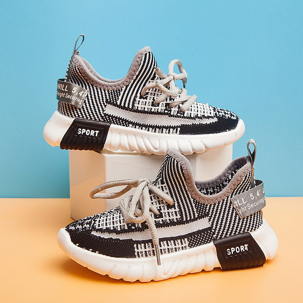 Tavaszi-nyári textil tornacipő fűzős