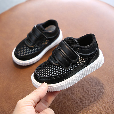 Alkalmi gyerek tornacipő hálóval - tépőzáras