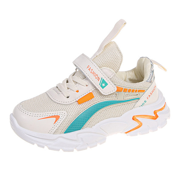 Gyermek tornacipő tépőzárral és fűzővel