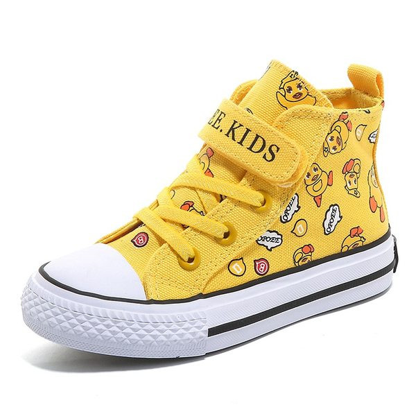 Gyermek tornacipő három színben és nyakkendős fiúknak és lányoknak egyaránt