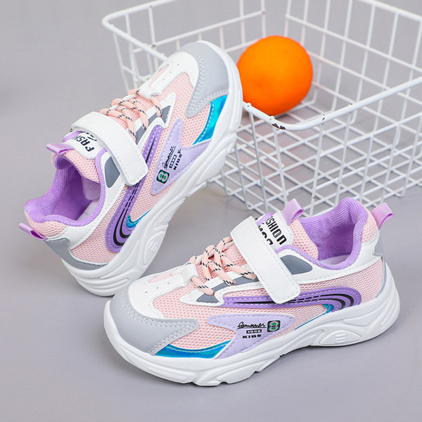 Gyermek tornacipő matricákkal és hálóval lányoknak és fiúknak