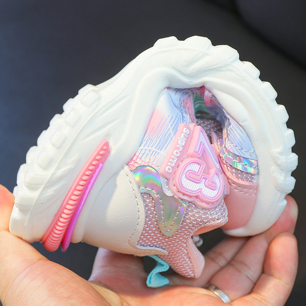 Gyerek tornacipő durva talppal - lányoknak vagy fiúknak