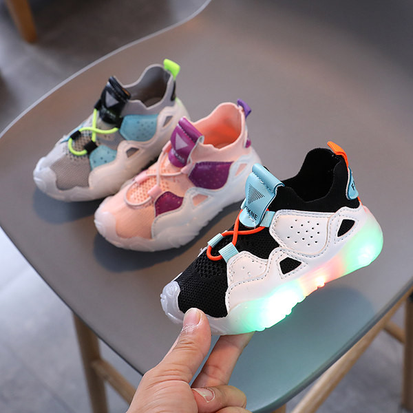 Világító gyermek tornacipő lányoknak és fiúknak