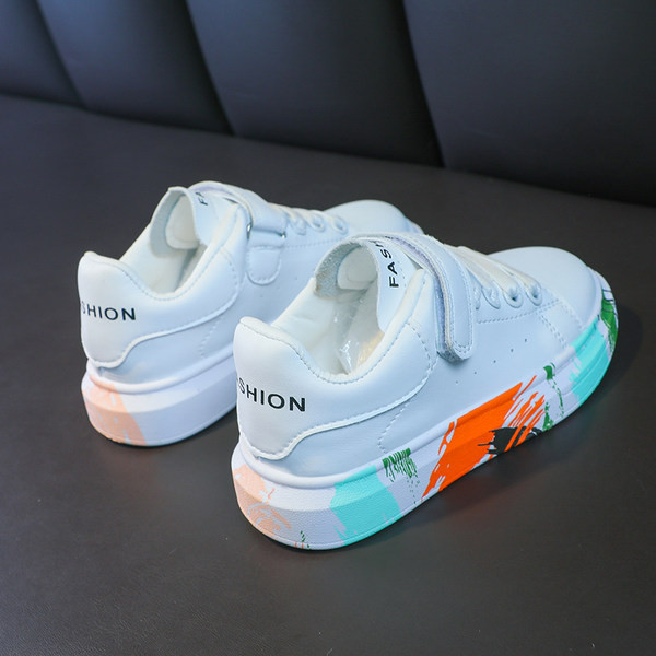 Öko bőrből készült gyerek tornacipő, mintás talppal