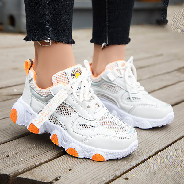 Hímzéssel ellátott hálós gyerekcipő lányoknak