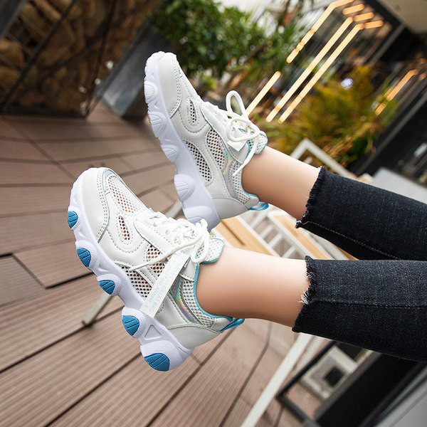 Hímzéssel ellátott hálós gyerekcipő lányoknak